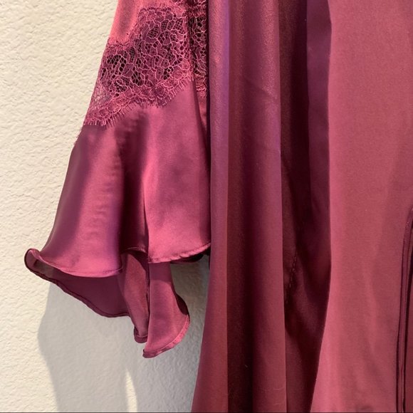 Victoria's Secret Flounce Dressing Gown Robe Kimono Lace Ruffle Satin  Xs Small - Picture 4 of 10